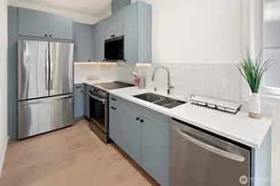 1820 14th Ave, Seattle, WA 98122 - Photo 12