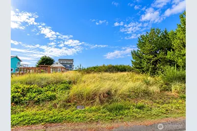 391 Ocean Shores Boulevard NW, Ocean Shores, WA 98569 - Photo 2