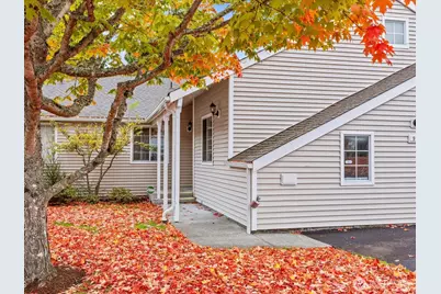 8801 27th Street W #9B, University Place, WA 98466 - Photo 2