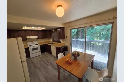 19119 130th Avenue SE, Renton, WA 98058 - Photo 6