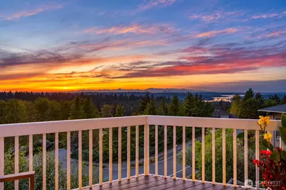 4825 134th Place SE, Bellevue, WA 98006 - Photo 2
