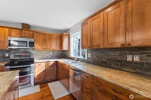 803 Mapleridge Dr, Everson, WA 98247 - Photo 4