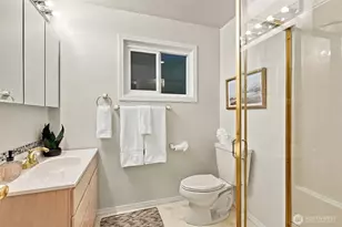 19926 40th Pl NE, Lake Forest Park, WA 98155 - Photo 18