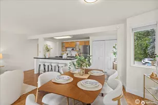 3700 W 25th Pl, Seattle, WA 98199 - Photo 12