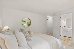 3700 W 25th Pl, Seattle, WA 98199 - Photo 20