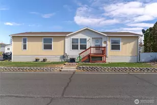 900 N Grape Dr, Moses Lake, WA 98837 - Photo 1