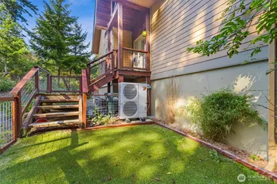 1103 Berry Way, Lummi Island, WA 98262 - Photo 8