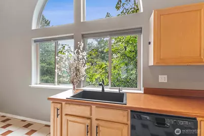 1103 Berry Way, Lummi Island, WA 98262 - Photo 24