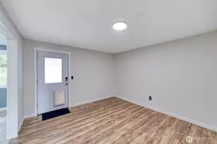 21502 106th St E, Buckley, WA 98321 - Photo 12