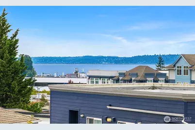 12014 98th Avenue NE #302, Kirkland, WA 98034 - Photo 4