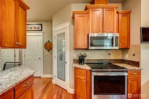 117 Riverscape Rd, Kalama, WA 98625 - Photo 10