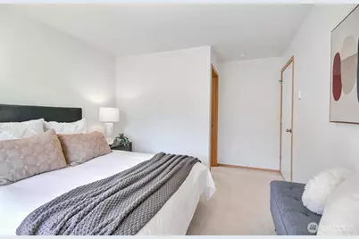 1957 23rd Place NE #203, Issaquah, WA 98027 - Photo 26