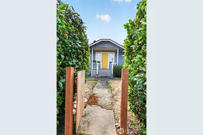 2907 SW Cloverdale St, Seattle, WA 98126 - Photo 16