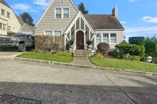912 N Division St, Aberdeen, WA 98520 - Photo 1