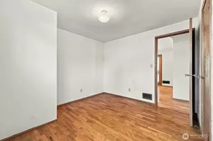 324 18th St NW, Puyallup, WA 98371 - Photo 20