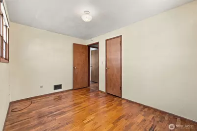 324 18th Street NW, Puyallup, WA 98371 - Photo 14