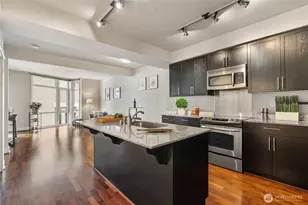 699 John St, Seattle, WA 98109 - Photo 4