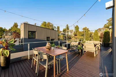 1105 Yakima Avenue S, Seattle, WA 98144 - Photo 4