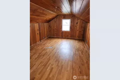 742 N 77th Street, Seattle, WA 98103 - Photo 12