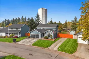 907 130th St E, Tacoma, WA 98445 - Photo 2