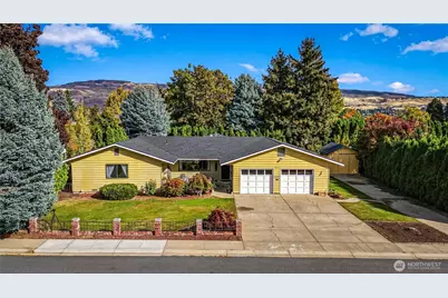 2567 Lemaister Avenue, Wenatchee, WA 98801 - Photo 30