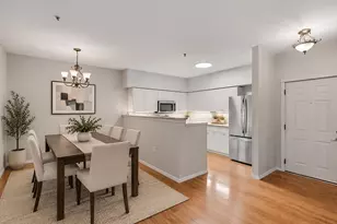 15026 40th Ave W, Lynnwood, WA 98087 - Photo 1
