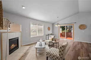 6716 Lower Ridge Rd, Everett, WA 98203 - Photo 2