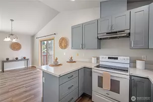6716 Lower Ridge Rd, Everett, WA 98203 - Photo 8