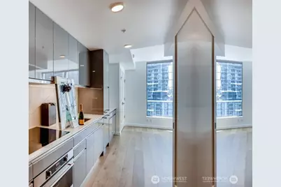 1808 Minor Avenue #1110, Seattle, WA 98101 - Photo 2