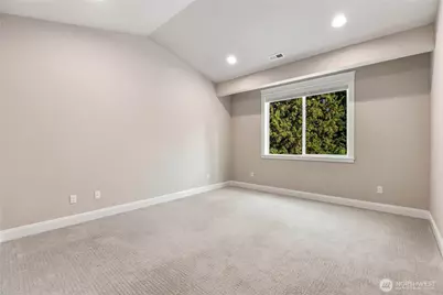 2832 109th Avenue SE, Bellevue, WA 98004 - Photo 32