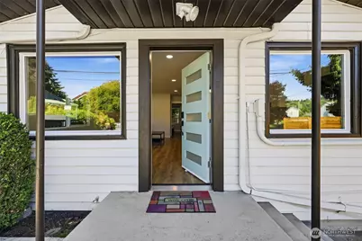12215 44th Avenue S, Tukwila, WA 98178 - Photo 6