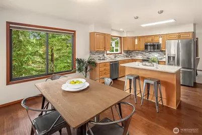 13233 SE 51st Place, Bellevue, WA 98006 - Photo 18