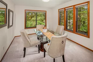 13233 SE 51st Pl, Bellevue, WA 98006 - Photo 12