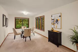 13233 SE 51st Pl, Bellevue, WA 98006 - Photo 10