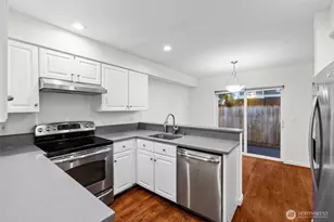 11611 NE 90th St, Kirkland, WA 98033 - Photo 14