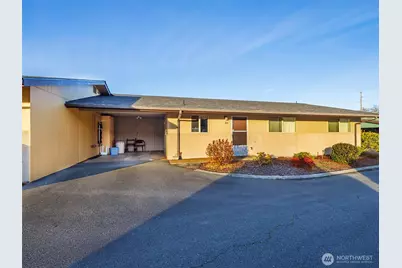 1301 S 3rd Avenue #14A, Sequim, WA 98382 - Photo 2