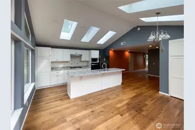 16674 Mountain View Road, Mount Vernon, WA 98274 - Photo 12