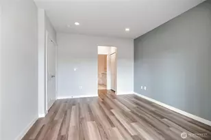 1000 Aurora Ave N, Seattle, WA 98109 - Photo 12