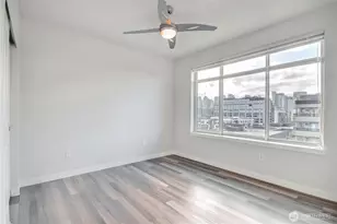 1000 Aurora Ave N, Seattle, WA 98109 - Photo 16