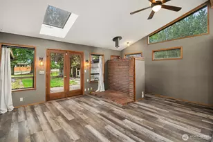 21805 SE 4th St, Sammamish, WA 98074 - Photo 10