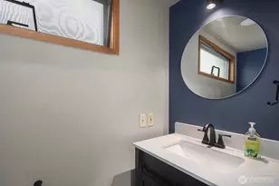 21805 SE 4th St, Sammamish, WA 98074 - Photo 14