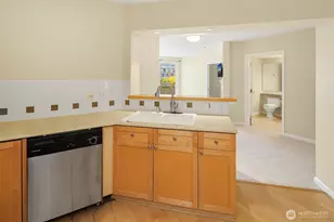 1525 NW 57th St, Seattle, WA 98107 - Photo 8