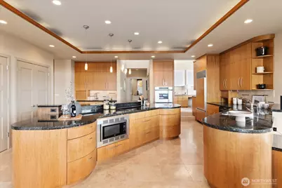 5607 104th Avenue NE, Kirkland, WA 98033 - Photo 16