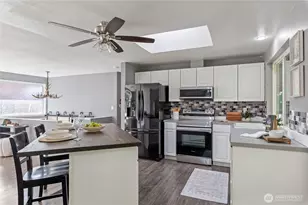 2461 SE Lori Linda Ct, Port Orchard, WA 98366 - Photo 14