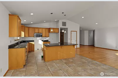 1386 Bopulder Loop, East Wenatchee, WA 98802 - Photo 16
