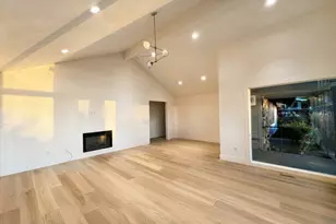14000 Somerset Blvd SE, Bellevue, WA 98006 - Photo 8