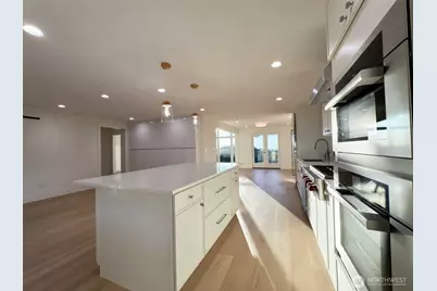14000 Somerset Blvd SE, Bellevue, WA 98006 - Photo 22