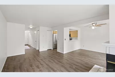 927 132nd Street SW #F5, Everett, WA 98204 - Photo 6