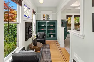 1154 18th Ave E, Seattle, WA 98112 - Photo 14