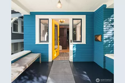 1154 18th Avenue E, Seattle, WA 98112 - Photo 2